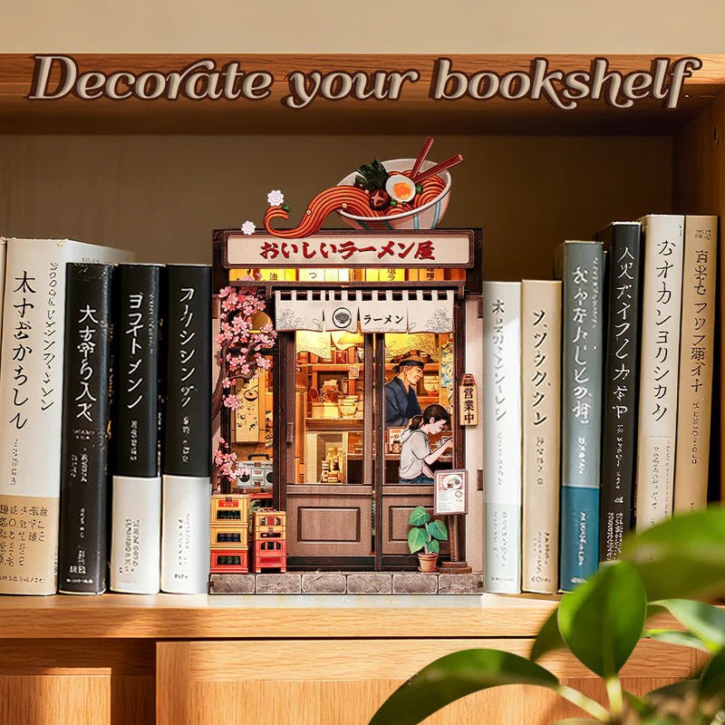 Book Nook Kit DIY Oishii Kyoto 175Pc + Eclairage LED