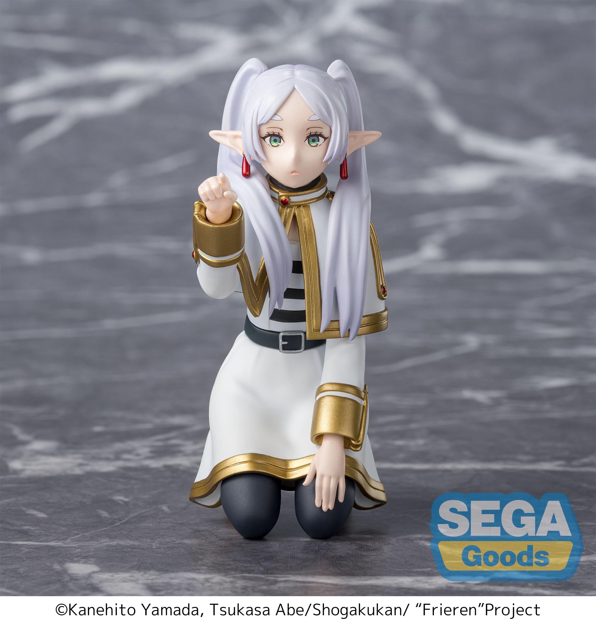 Figurine Frieren Poking Something - Frieren: Beyond Journey's End - PM Perching