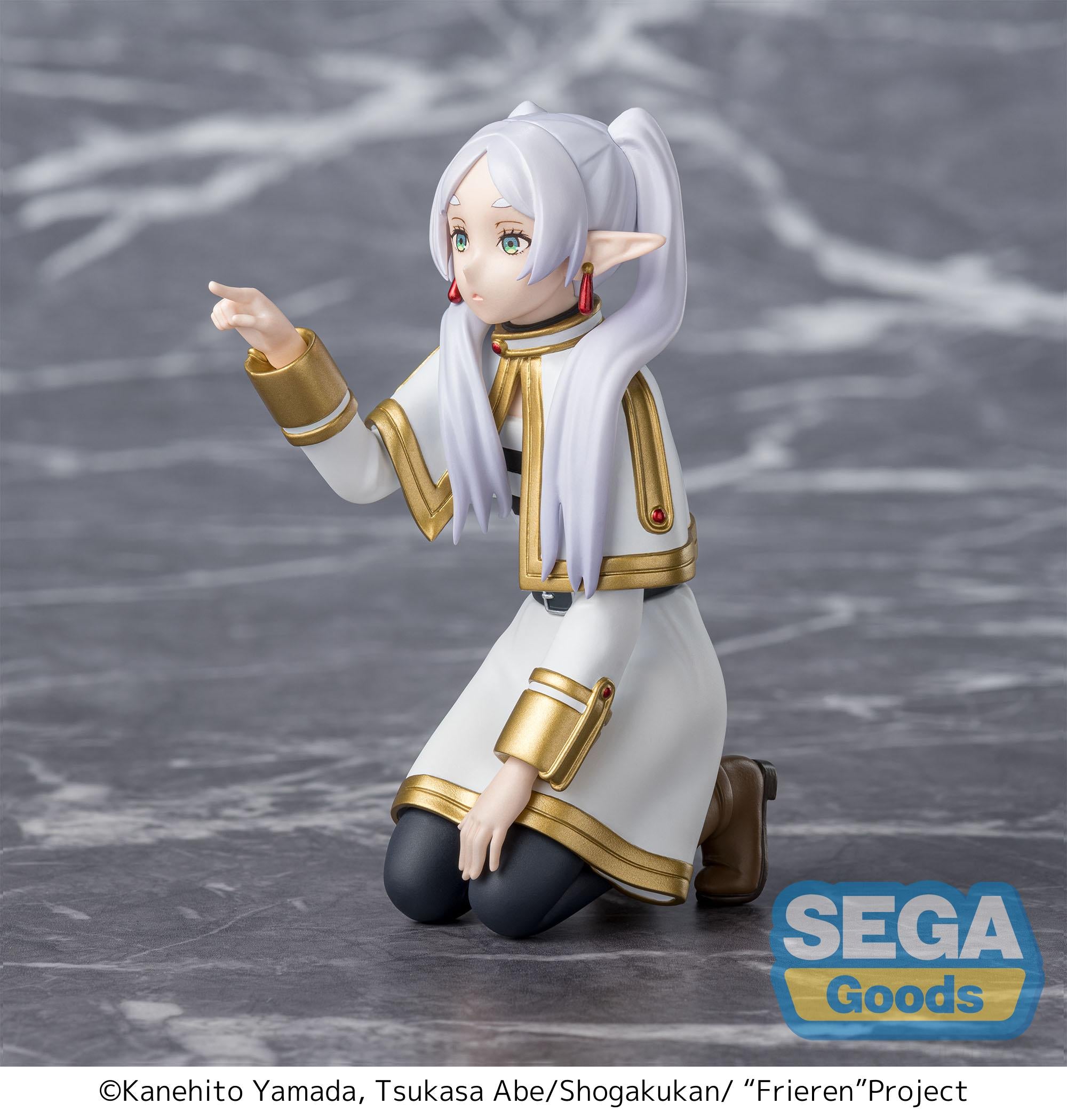 Figurine Frieren Poking Something - Frieren: Beyond Journey's End - PM Perching