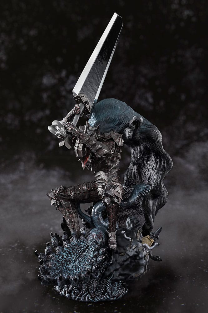 Figurine Guts Berserk Armor 35cm - Berserk - FiguartsZERO