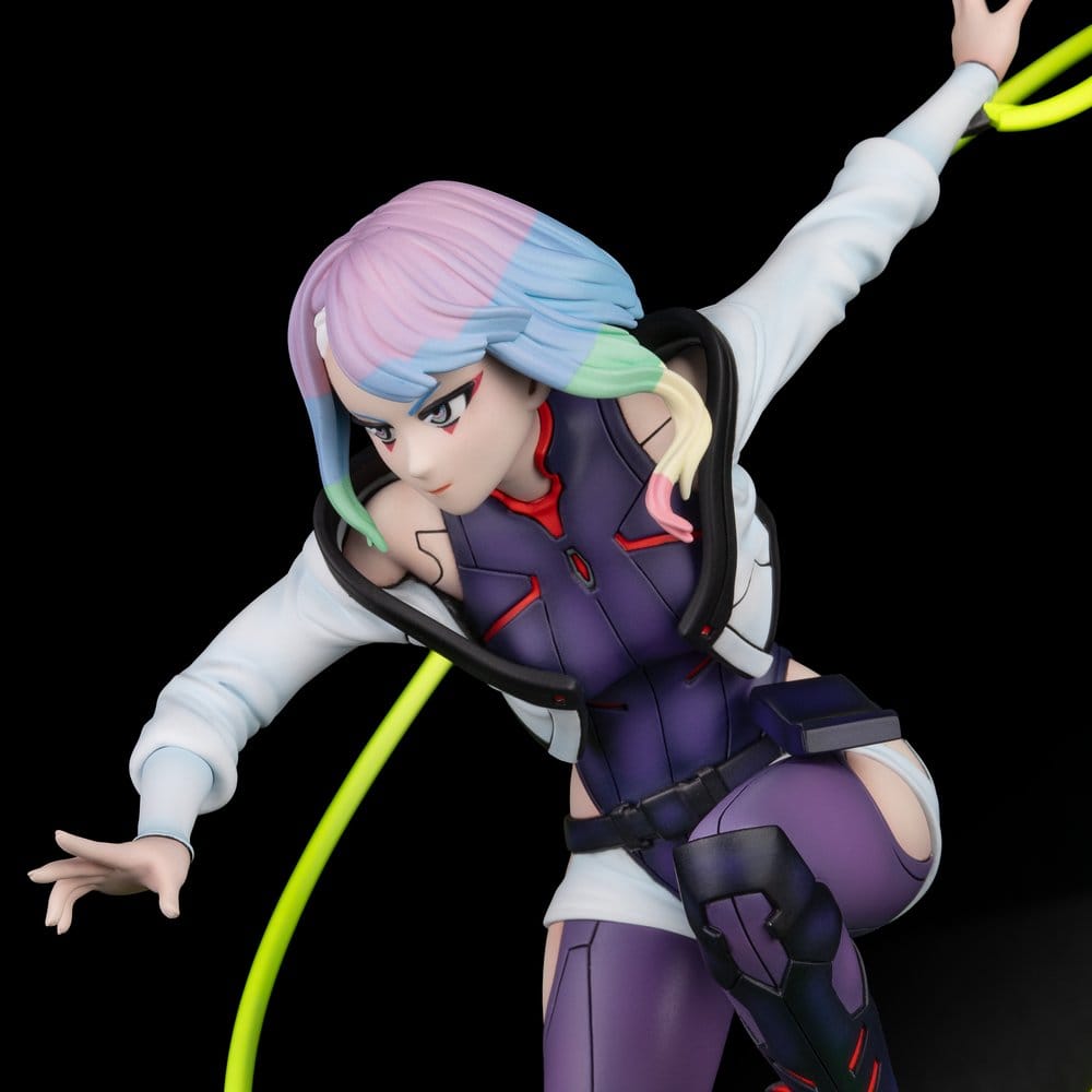 Figurine Lucy 18cm - Cyberpunk Edgerunners - Dark Horse [Sortie T2/27]