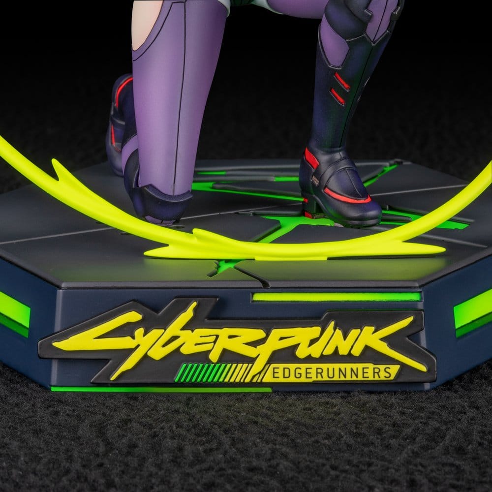 Figurine Lucy 18cm - Cyberpunk Edgerunners - Dark Horse [Sortie T2/27]