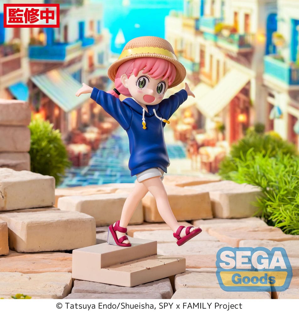 Figurine Anya Forger Resort! - Spy x Family - Luminasta