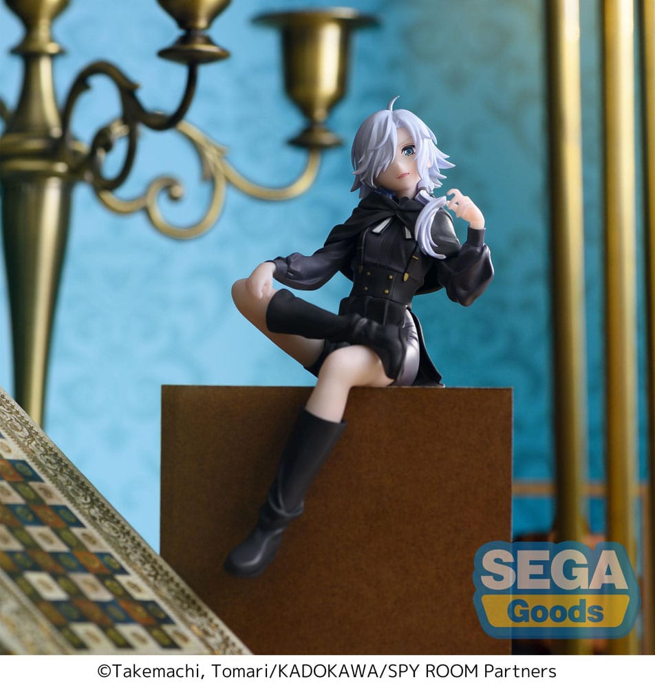 Figurine Monika - Spy Classroom - Perching