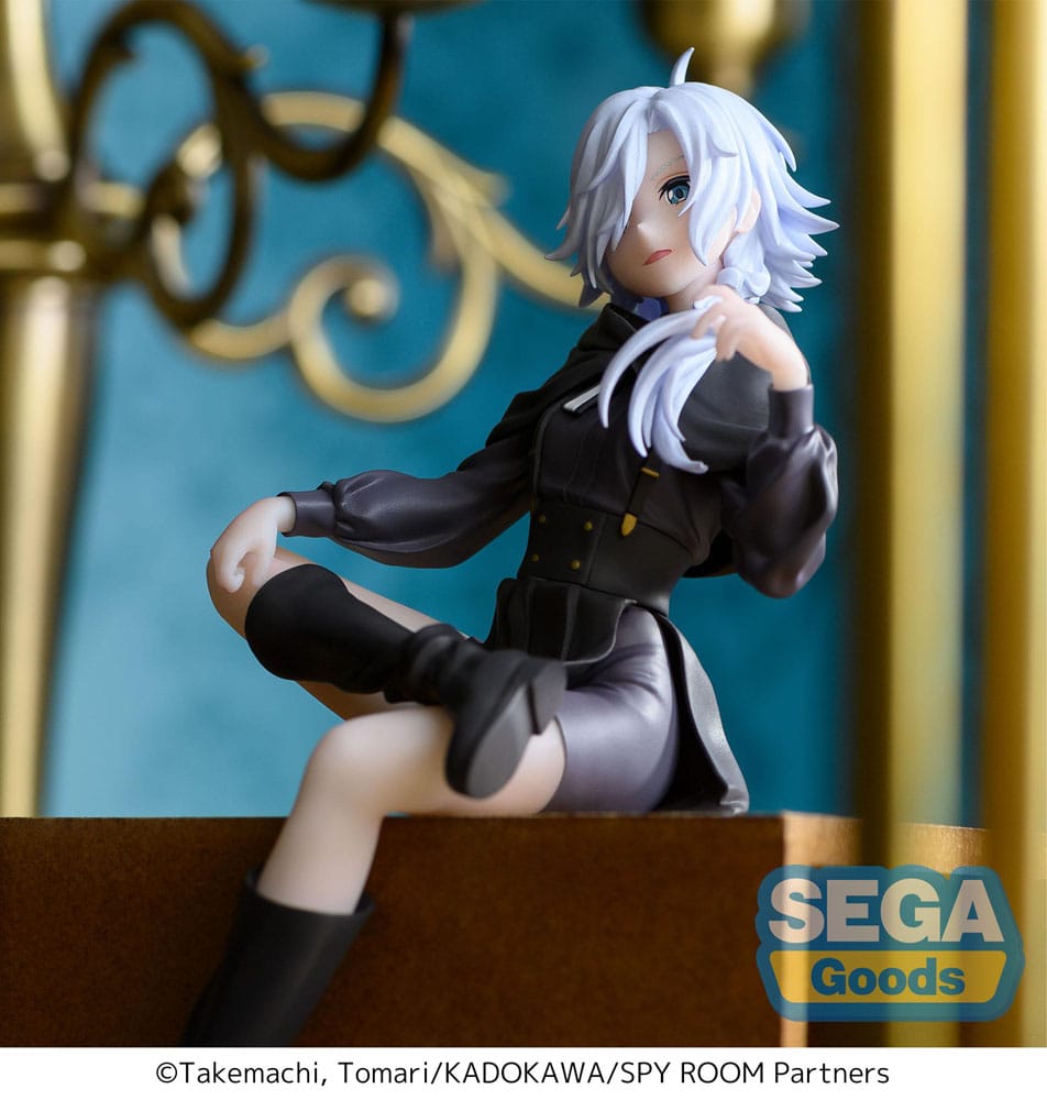 Figurine Monika - Spy Classroom - Perching